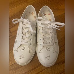 LOFT white floral shoes